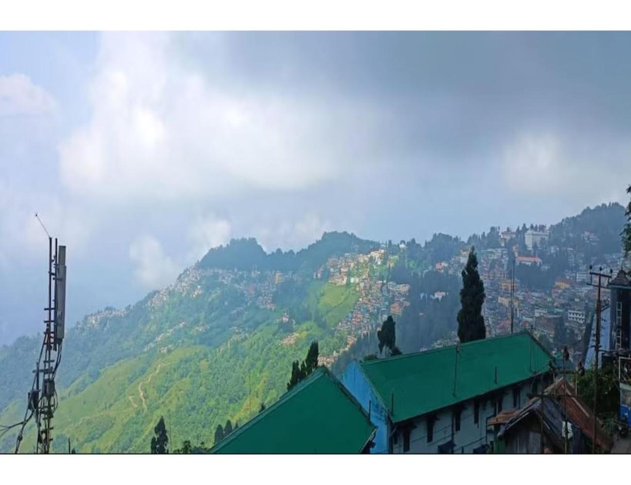 Sona Lodge, Siliguri Εξωτερικό φωτογραφία