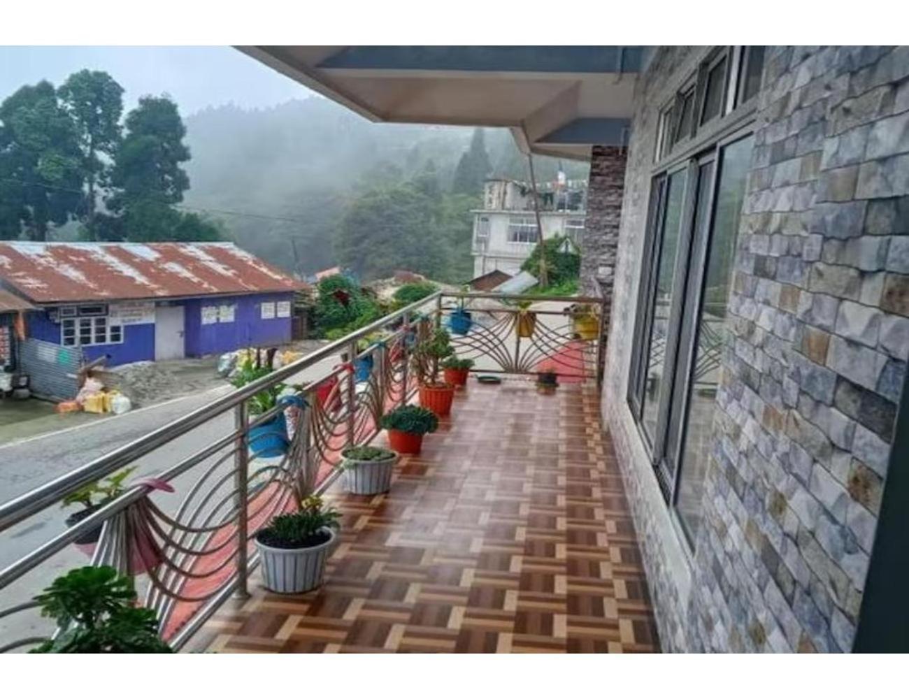 Sona Lodge, Siliguri Εξωτερικό φωτογραφία